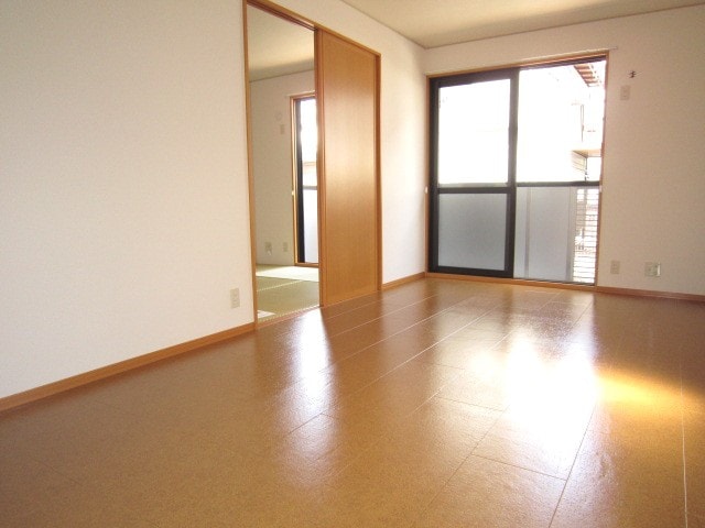 居室 フル－レ高砂