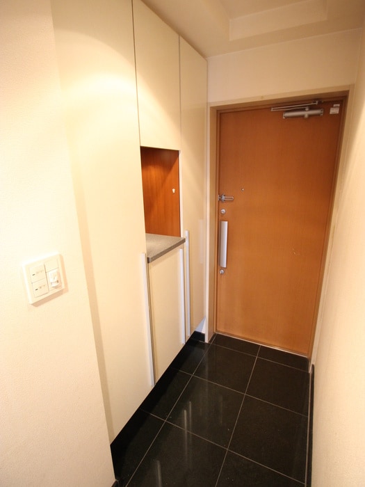 玄関 ｴｽﾃﾑｺ-ﾄ門真ﾃﾞｨｱ-ﾅ(704)