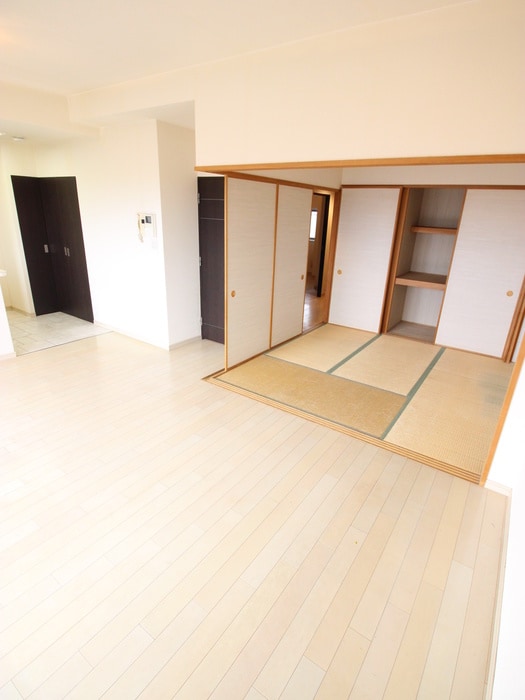 居室 ｴｽﾃﾑｺ-ﾄ門真ﾃﾞｨｱ-ﾅ(704)