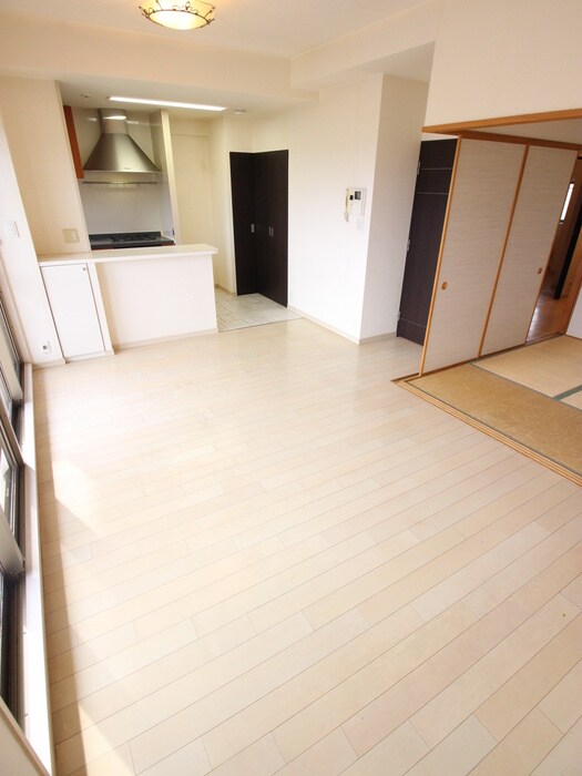 居室 ｴｽﾃﾑｺ-ﾄ門真ﾃﾞｨｱ-ﾅ(704)