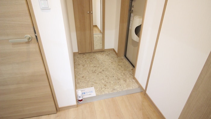 玄関 カ－サヴィオ－ラ