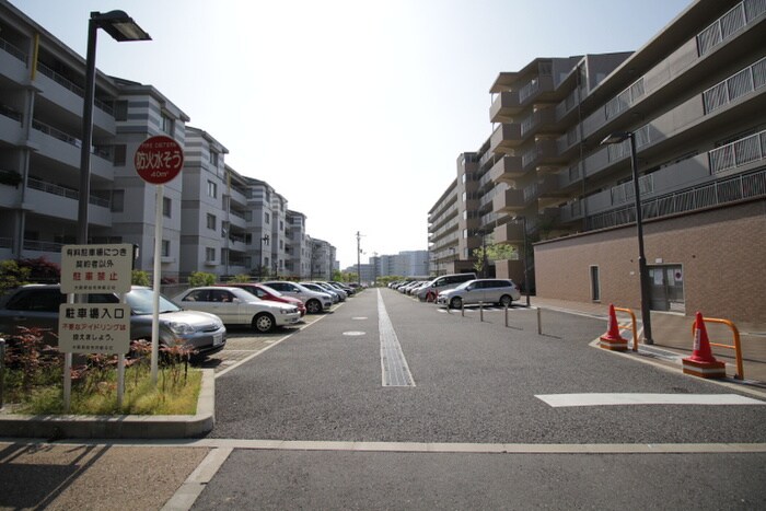 駐車場 OPH千里西町緑地