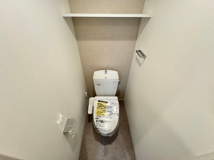 トイレ ﾚｼﾞｭｰﾙｱｯｼｭ神戸VIVANT(301)