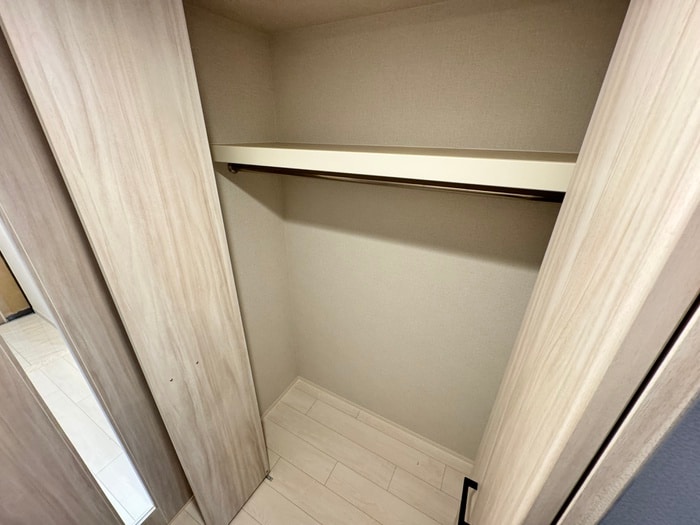 収納 ﾚｼﾞｭｰﾙｱｯｼｭ神戸VIVANT(301)