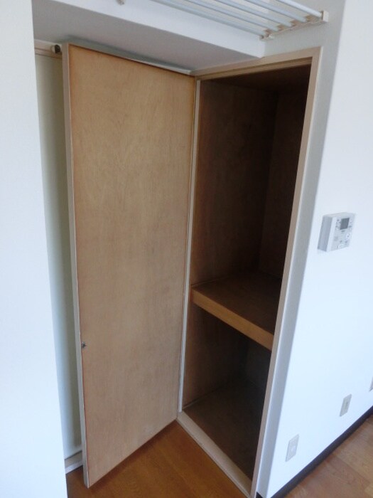 収納 近畿シティハウス