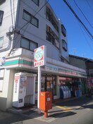 ローソンストア１００垣内町(コンビニ)まで66m ハイツ大飛