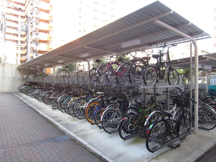 駐輪場 ﾃﾞｭｵﾝ新大阪ﾚｼﾞﾃﾞﾝｽ(608)