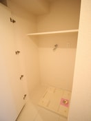 洗濯機置場 ﾃﾞｭｵﾝ新大阪ﾚｼﾞﾃﾞﾝｽ(608)