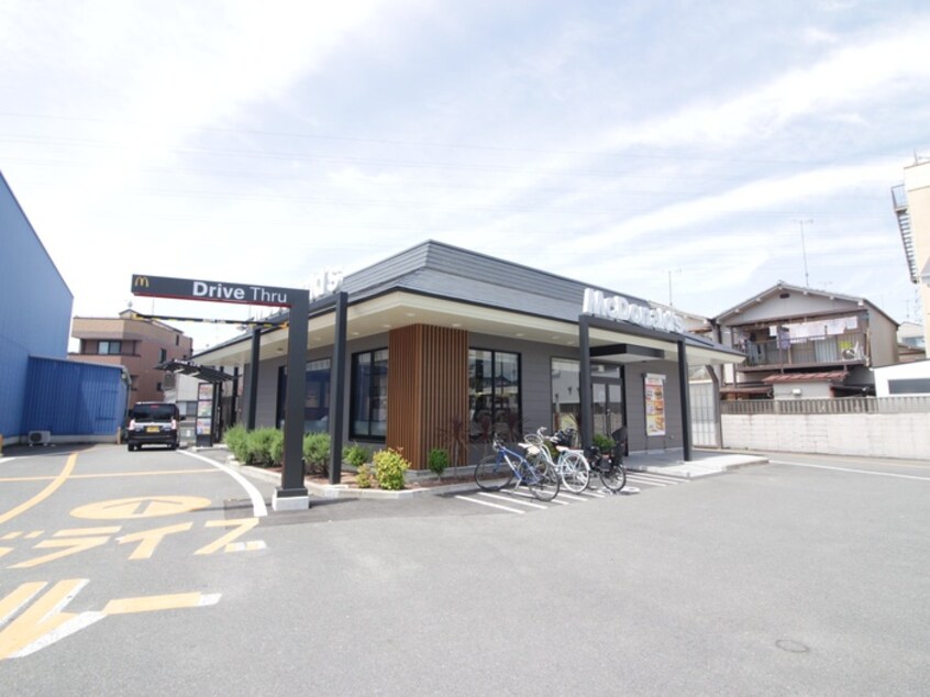 マクドナルド京都桂東店(ファストフード)まで700m メデルコート桂