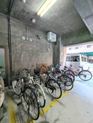 駐輪場 LakiaMaison弁天町