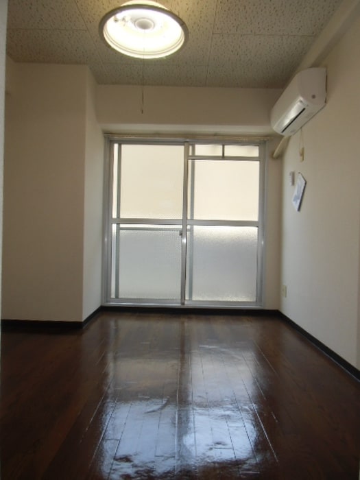 居室 LakiaMaison弁天町
