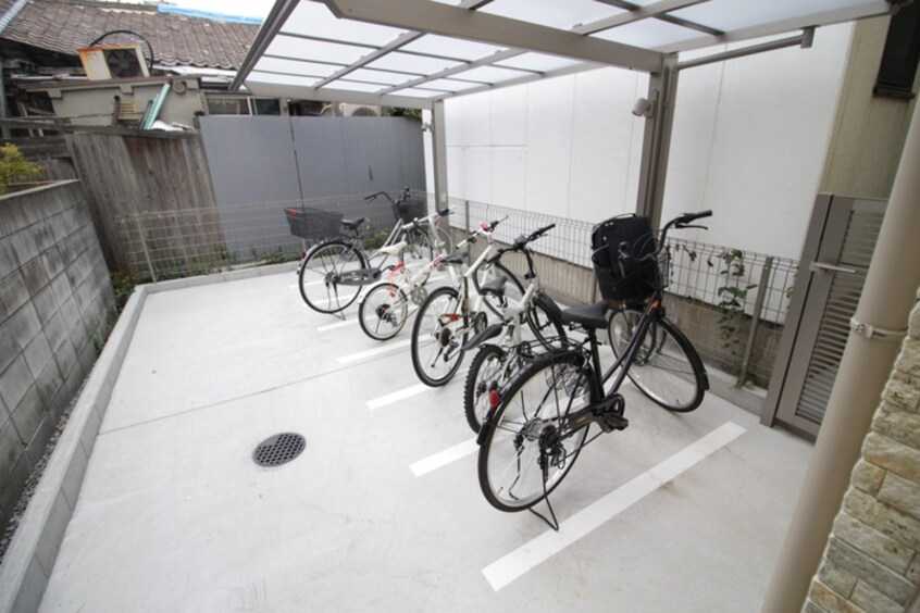 駐輪場 ベルフルール
