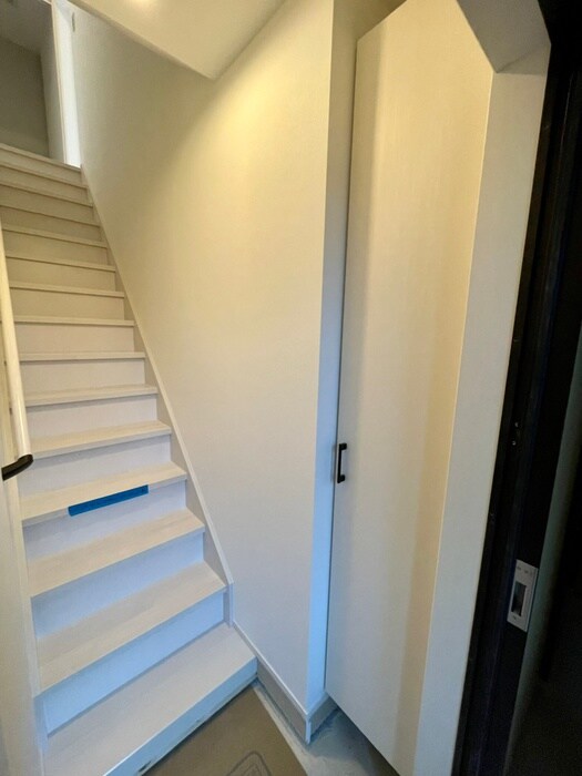 玄関 アヴァロン富田