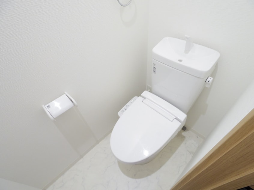 トイレ STUDIO1004