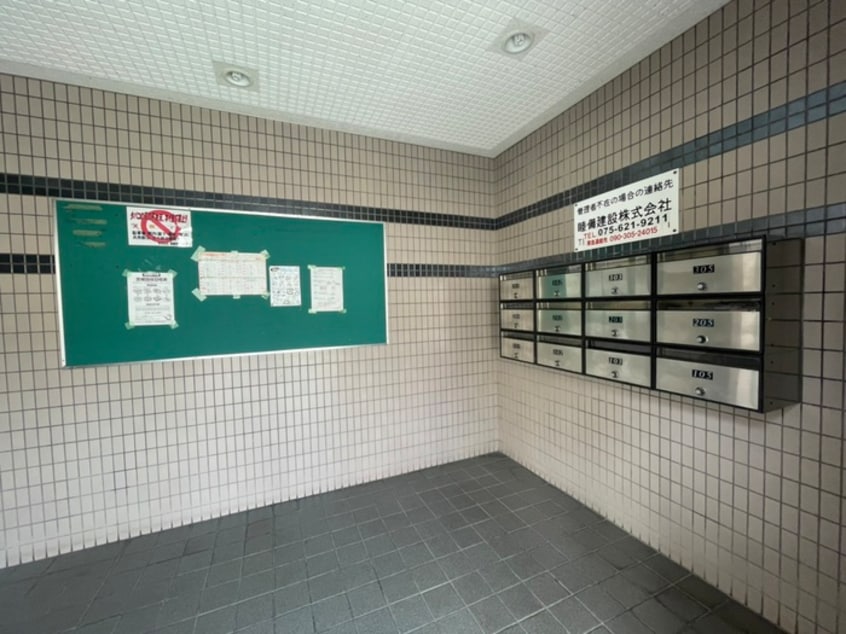 エントランス部分 ラポ－ト柳田