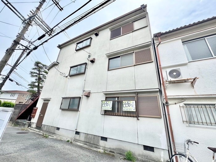 外観写真 川西マンション