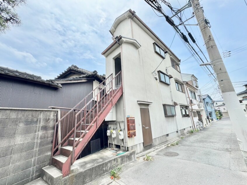 エントランス部分 川西マンション