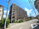 ネオハイツ西宮の外観