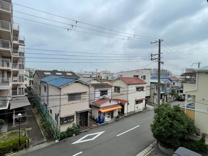 室内からの展望 ネオハイツ西宮