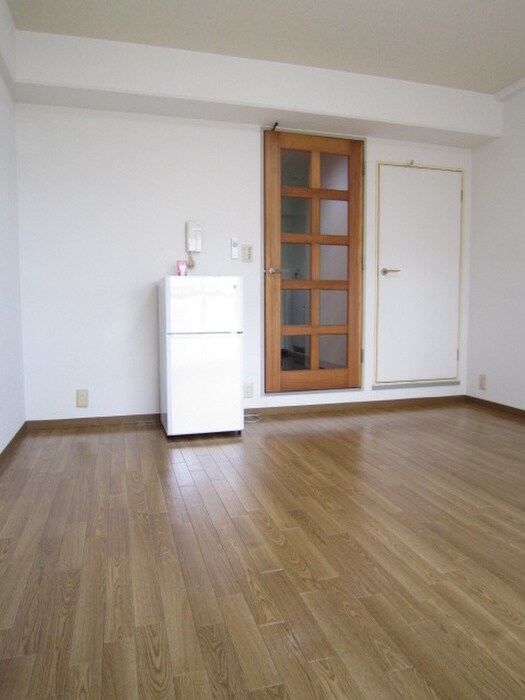 居室 メゾン南江口