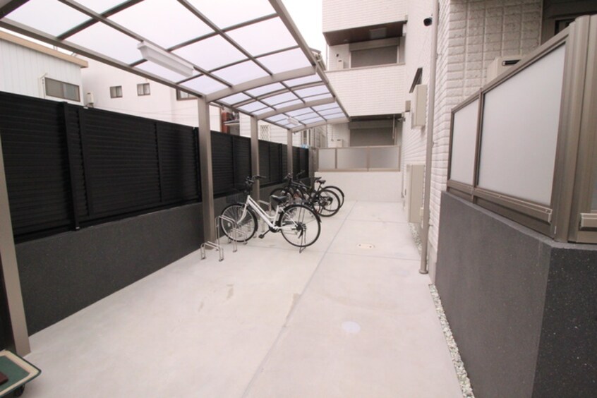 駐輪場 スクエア摩耶