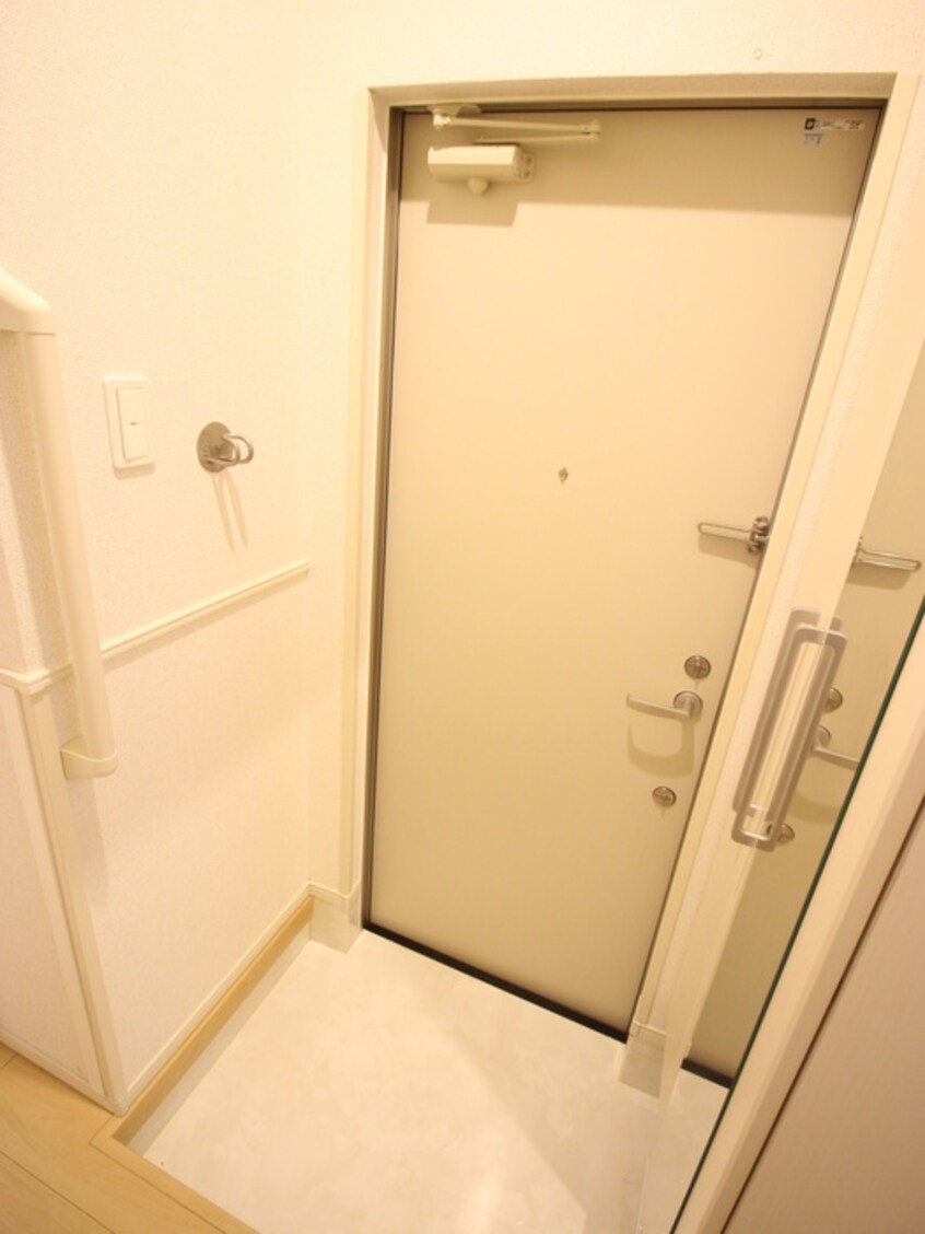 玄関 プラシード