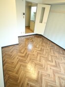 居室 ユ－ハイム大日