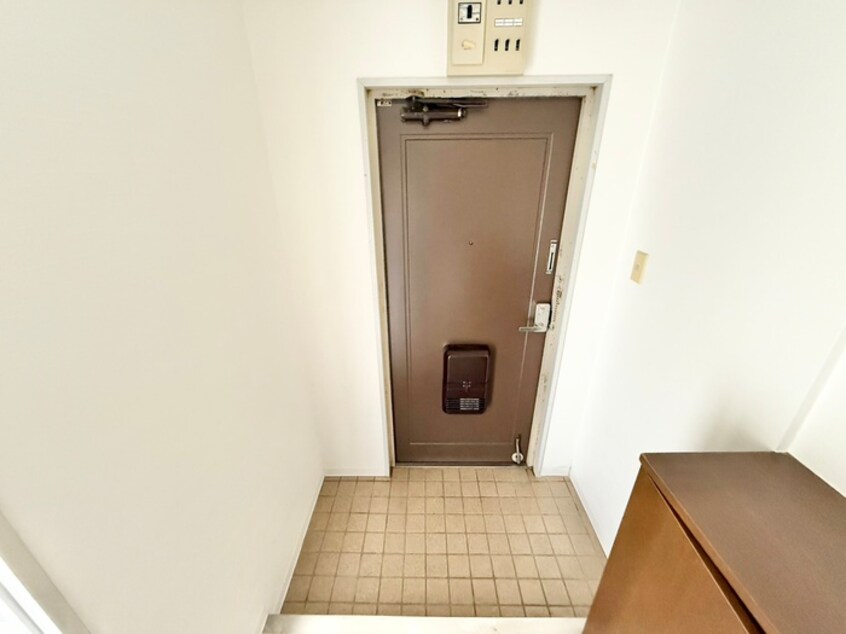 玄関 ハイネス幸　Ａ棟