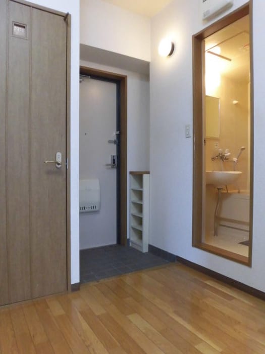 玄関 メルベーユ谷町