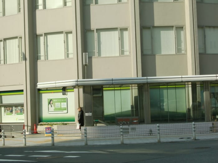 三井住友銀行(銀行)まで390m メルベーユ谷町