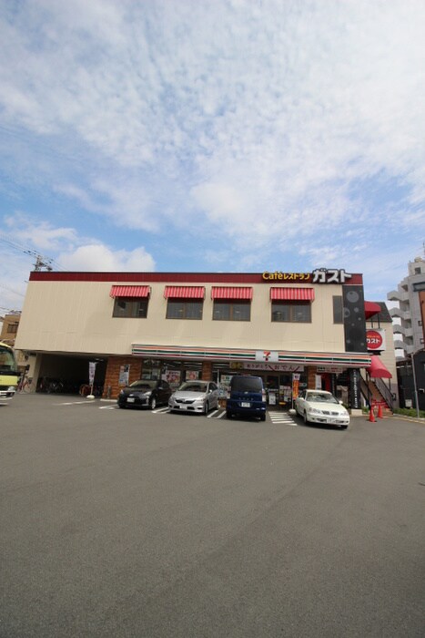 セブン-イレブン大阪林寺２丁目店(コンビニ)まで100m ドゥエルサム