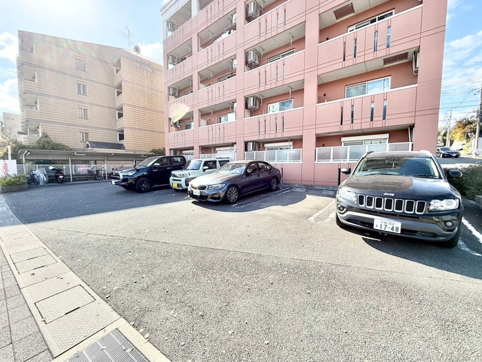 駐車場 グランベル三山木