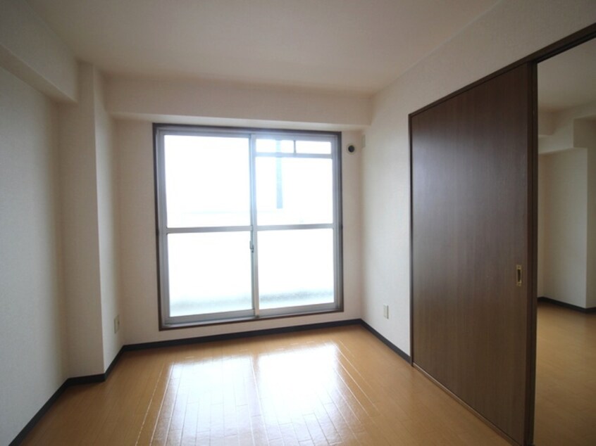 居室 Ｍﾌﾟﾗｻﾞ楠根　参番館