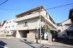 メゾン三郷