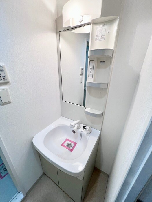 洗面 ラグゼ尼崎ＷＥＳＴ
