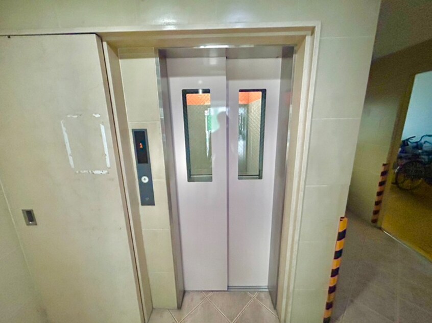 エントランス部分 ラ・ハル