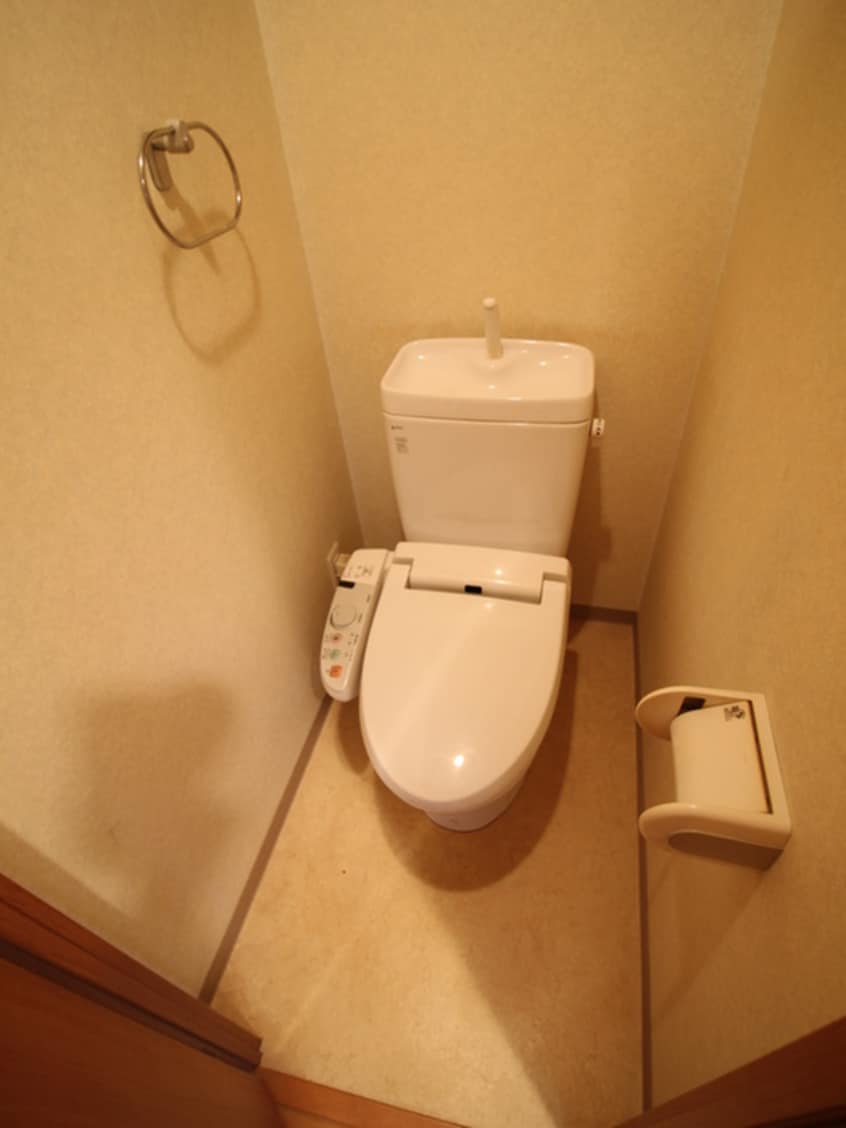 トイレ ワイズシャト－京橋