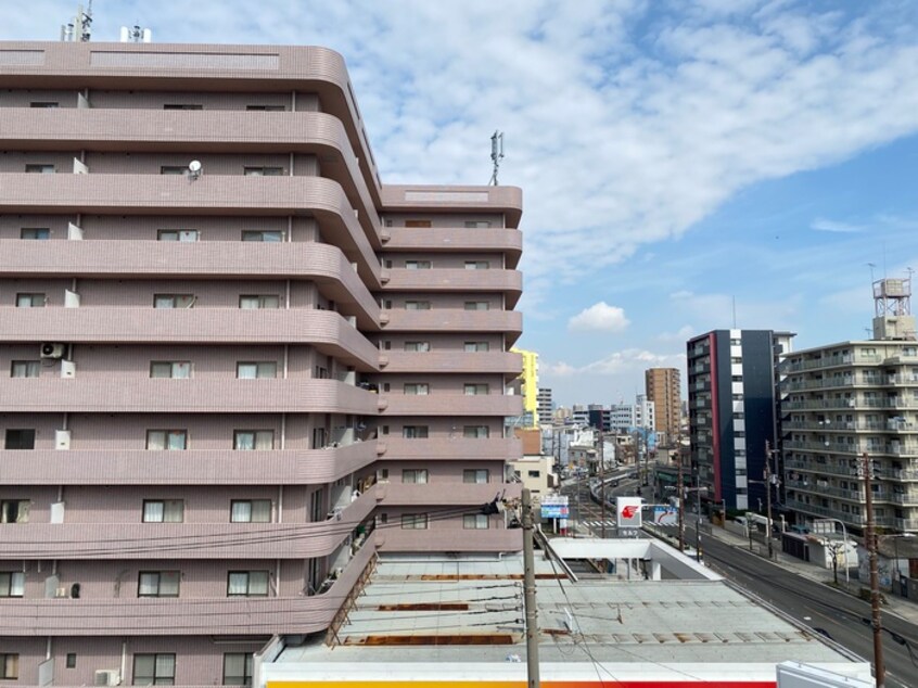 室内からの展望 ロフティ清水丘