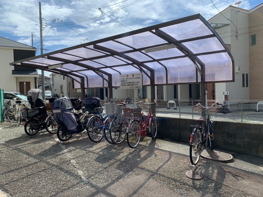 外観写真 ファミール 武庫之荘