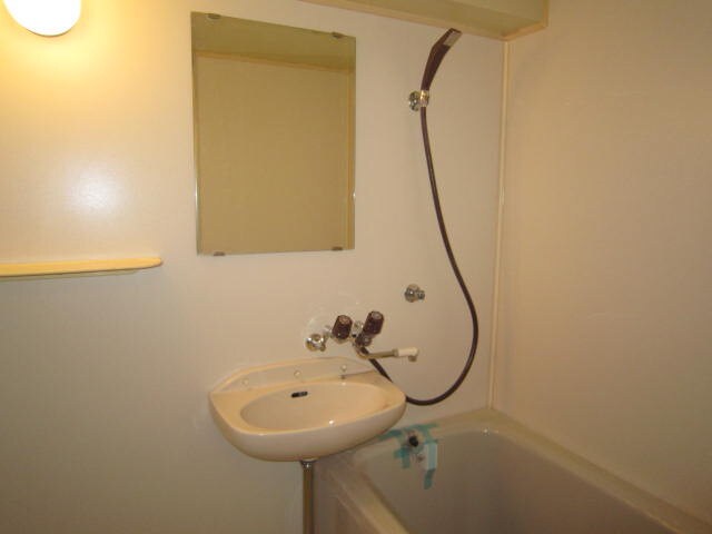 バス／シャワールーム等 ラフィーネ三宮