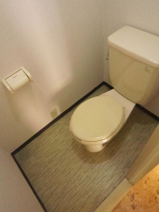 トイレ ラフィーネ三宮