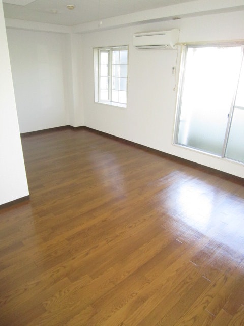 居室 グランドハイム藤田