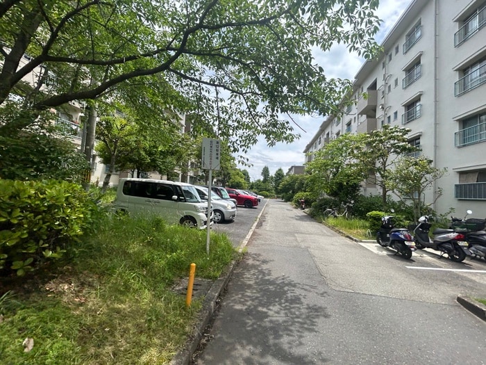 駐車場 箕面粟生第二住宅第12号棟(401)