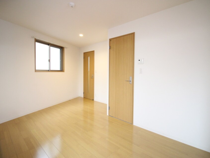 居室 エル　レジデンシア下新庄