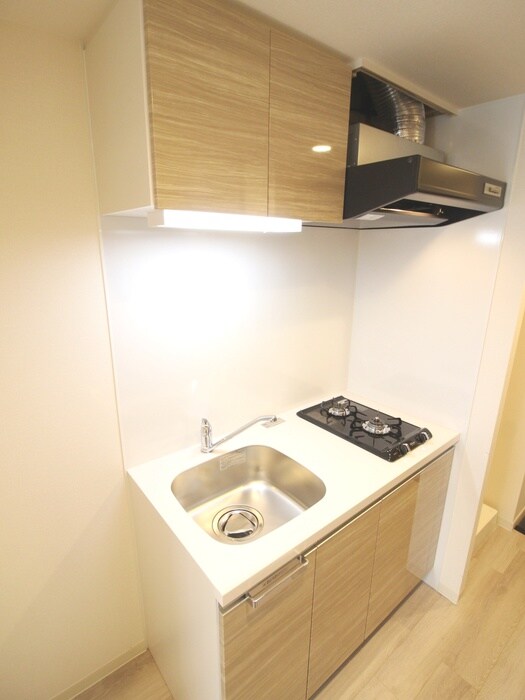 キッチン ﾌﾟﾚｻﾝｽ西中島南方ｾﾚｽﾄ(1010)