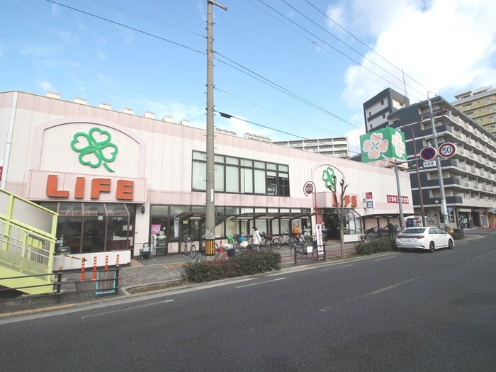 ライフ(スーパー)まで80m ﾌﾟﾚｻﾝｽ西中島南方ｾﾚｽﾄ(1010)
