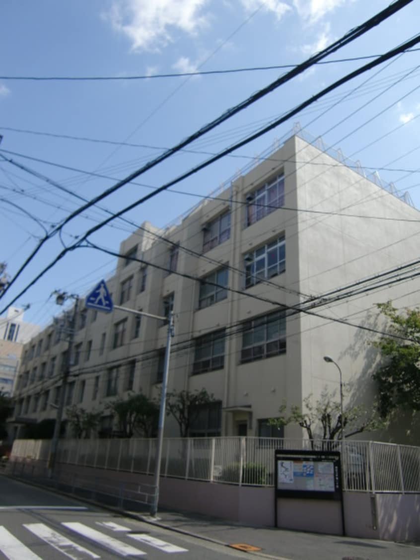 西船場小学校(小学校)まで190m ﾌｧｰｽﾄｽﾃｰｼﾞ京町堀ﾚｼﾞﾃﾞﾝｽ(901)