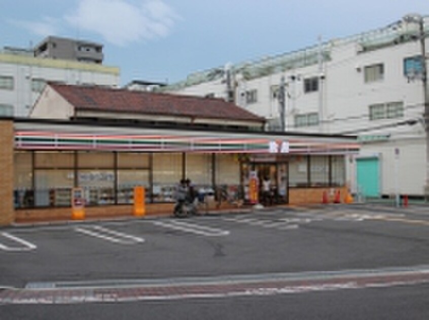 セブン-イレブン 大阪森小路１丁目店(コンビニ)まで240m Ｅ・スクウェア森小路