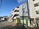 秀和第一ハイツの外観