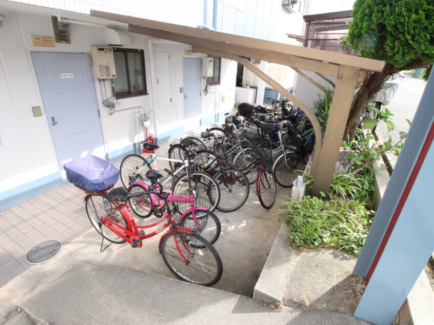 駐輪場 秀和第一ハイツ